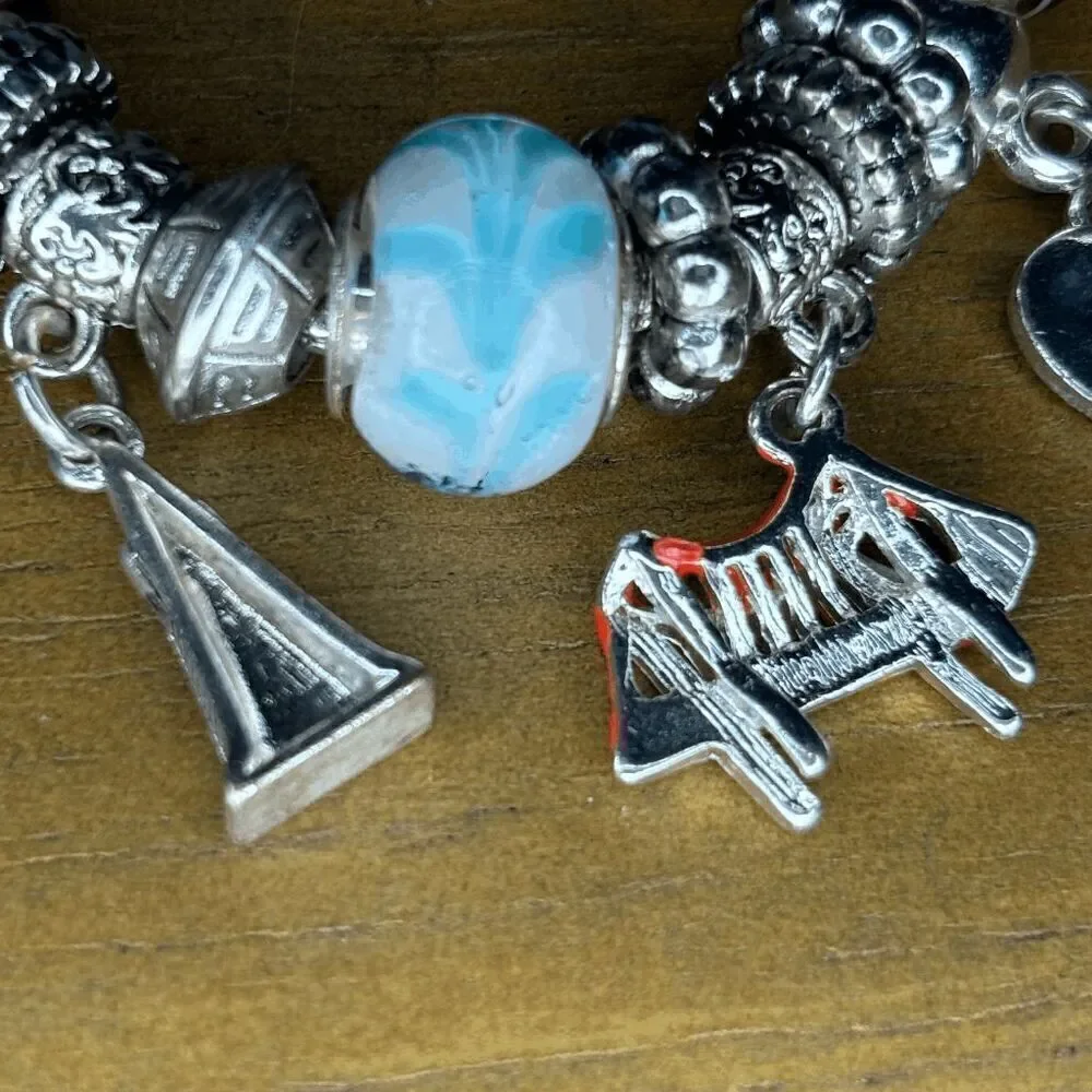San Fransisco Travel Charm Bracelet Preowned Bridge Metallic Silver Heart clasp